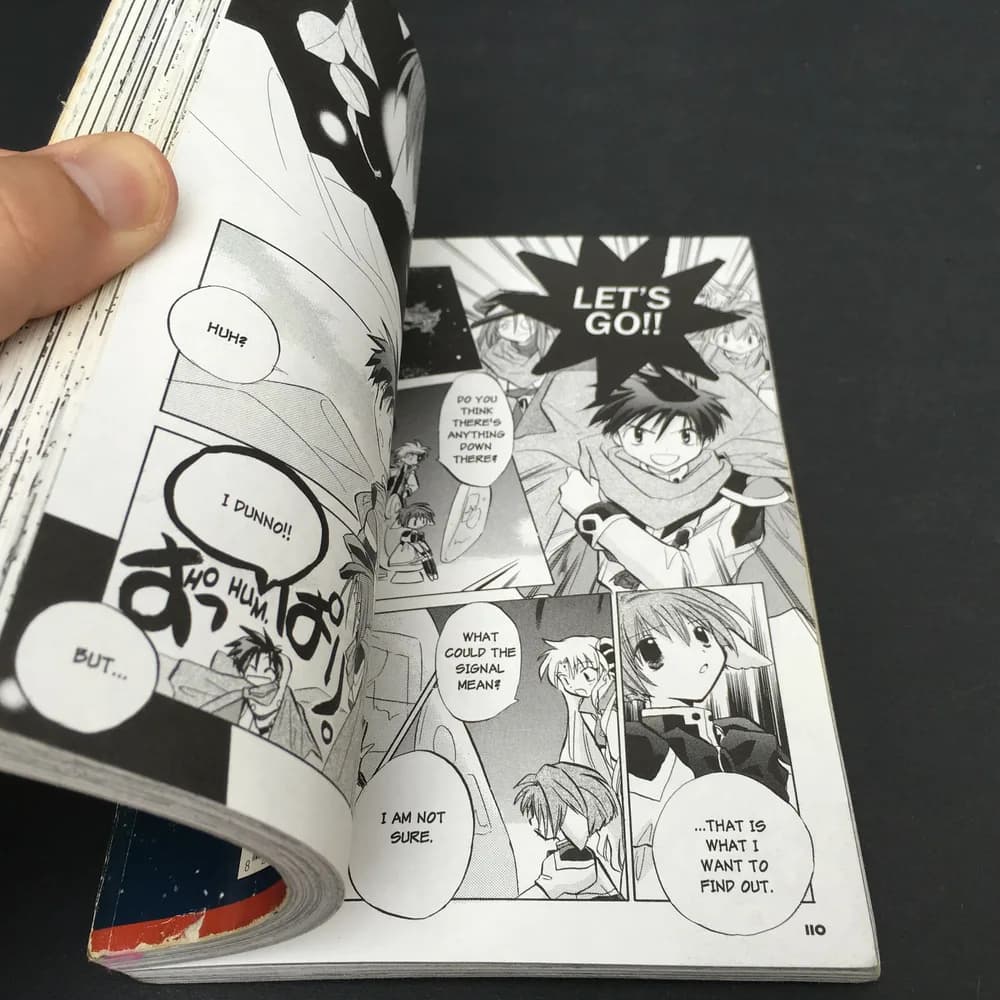 Deluxe Galaxy Angel Manga Vol.1 , By Canan Paperback  - Image 3