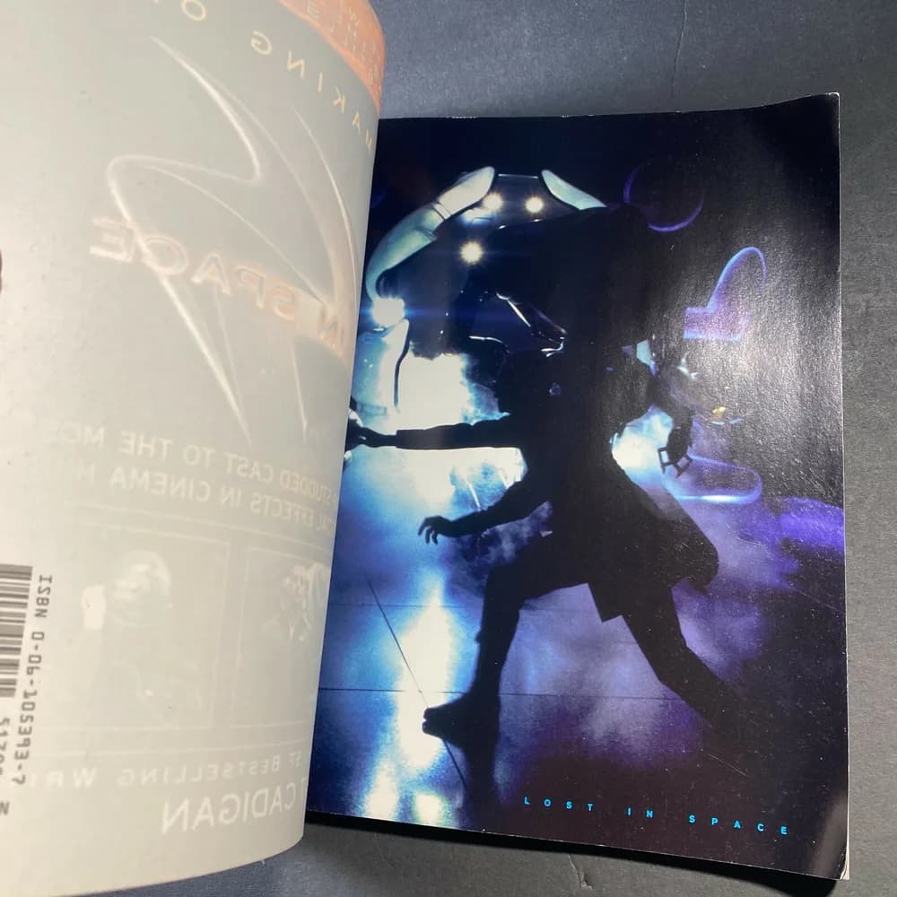 THE MAKING OF LOST IN SPACE MOVIE BOOK 1998 paperback - Image 5