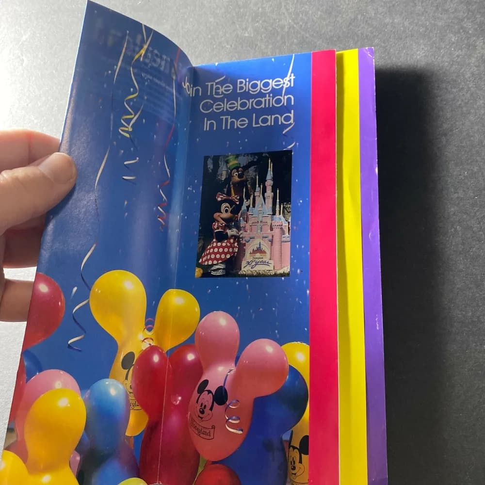 Disneyland And The Best Has Just Begun 1984 brochure vintage  - Image 5