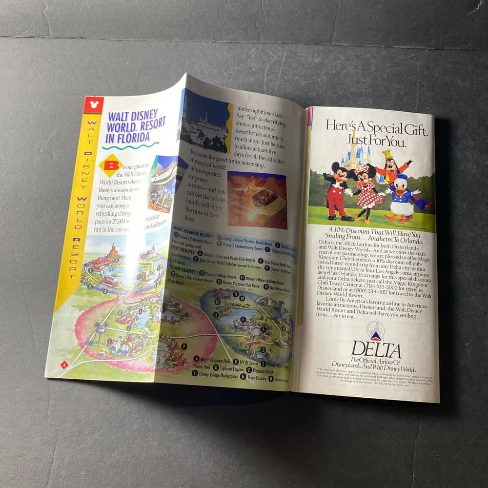 1993 rare vintage Disneyland member ship guide club Brochure - Image 4