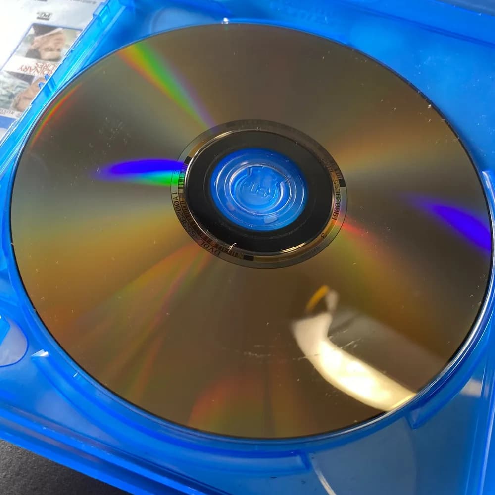 Last Vegas Two Disc Combo: Blu-ray / DVD Robert De Niro Michael Douglas Comedy - Image 6