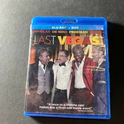 Last Vegas Two Disc Combo: Blu-ray / DVD Robert De Niro Michael Douglas Comedy