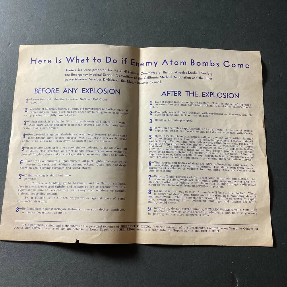 Vintage What to do if atomic warfare strikes here! pamphlet herbert legg LA CA - Image 3