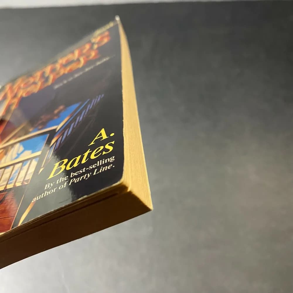 Mother’s Helper by A. Bates.  1st printing 1991.  Teen thriller.  Nice! - Image 4