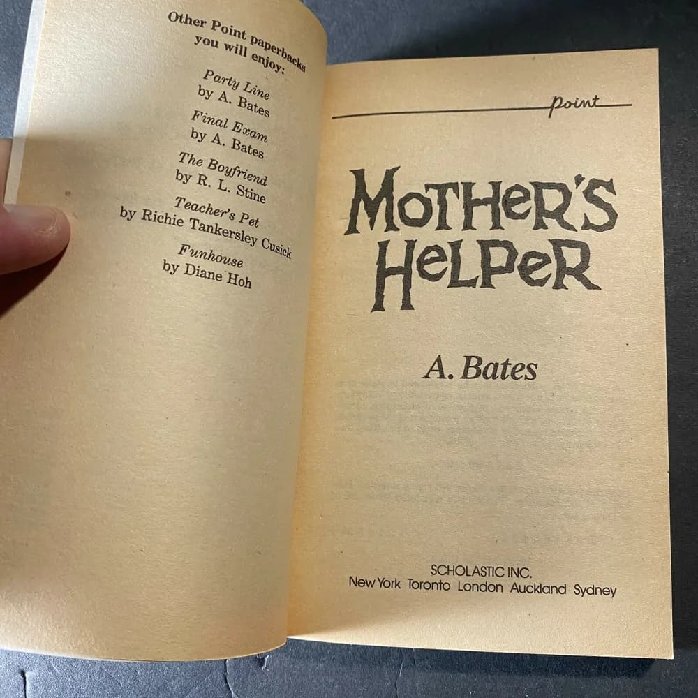 Mother’s Helper by A. Bates.  1st printing 1991.  Teen thriller.  Nice! - Image 7