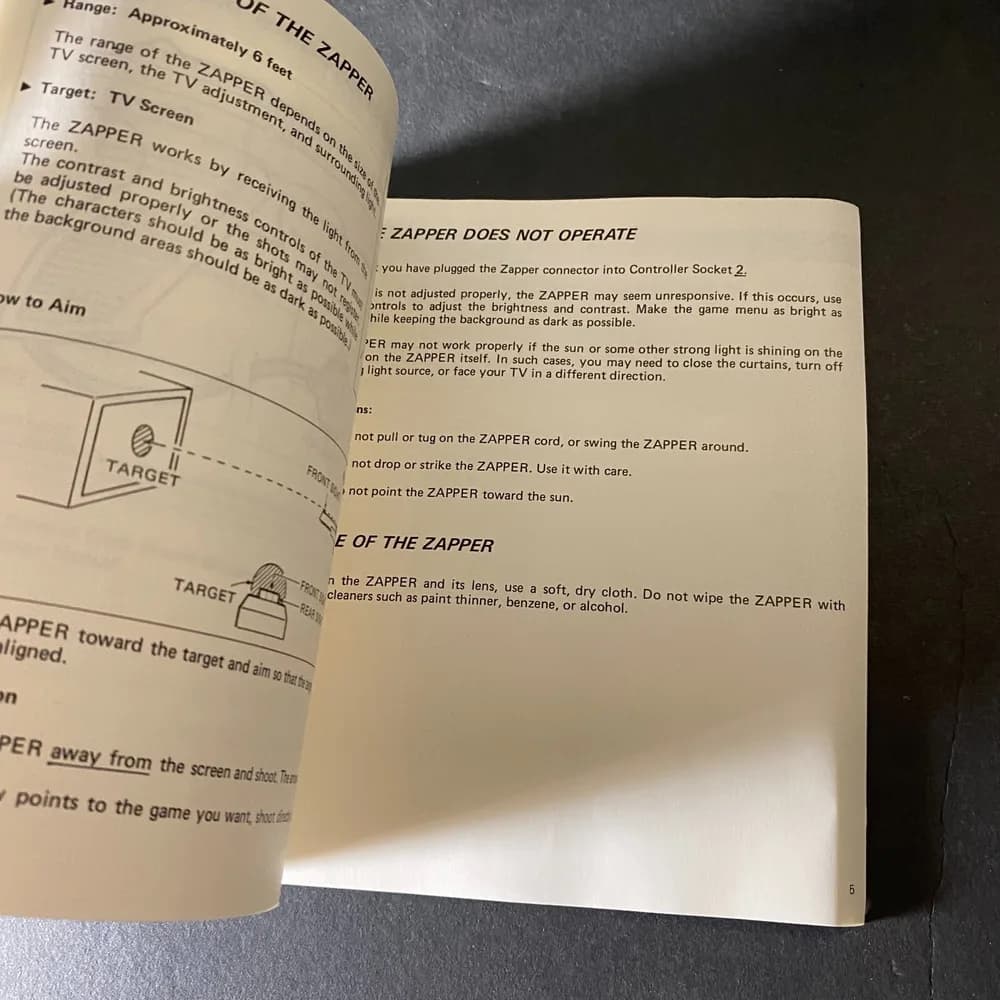 ORIGINAL NINTENDO NES ZAPPER INSTRUCTION BOOK BOOKLET MANUAL 1988 - Manual Only - Image 4