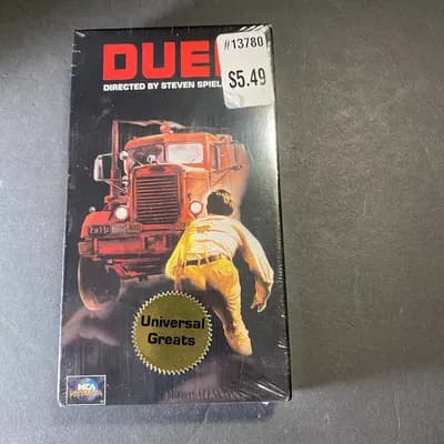 DUEL VHS Directed By Steven Spielberg Dennis Weaver 1971 Classic SEALED!