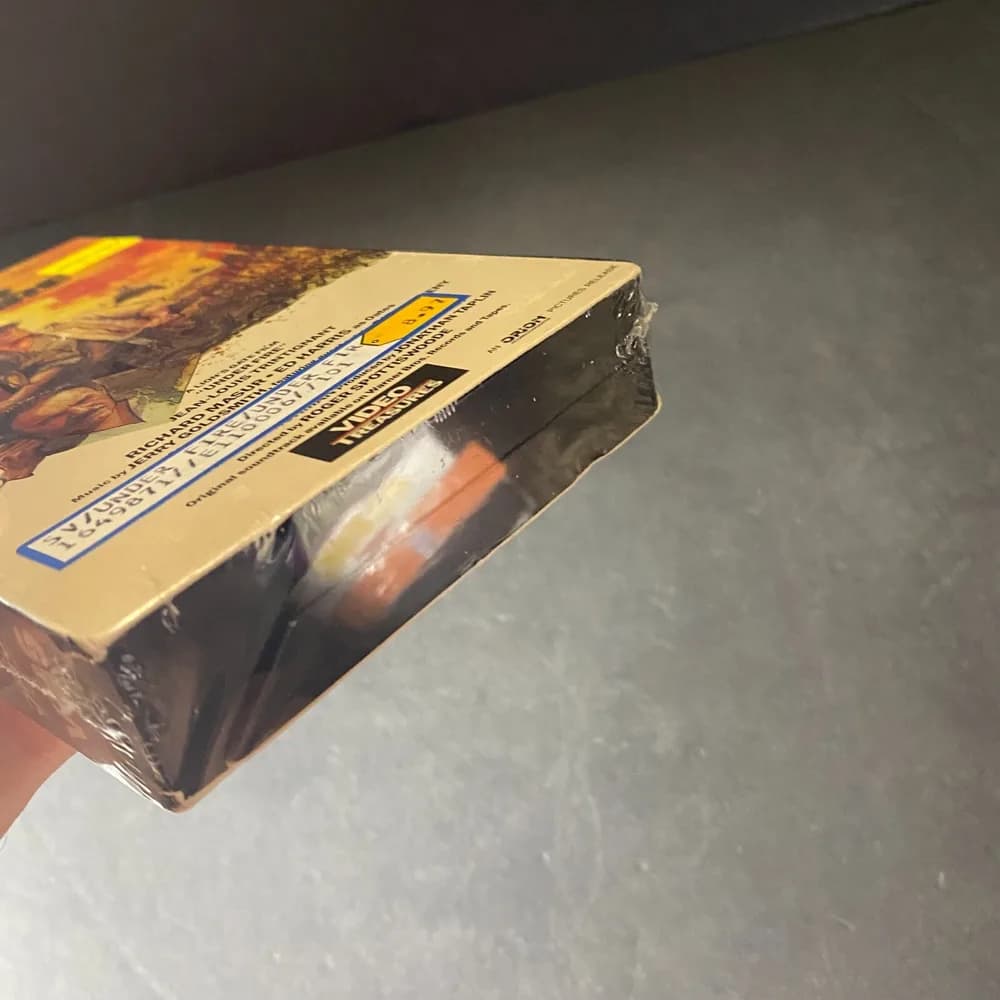 NEW SEALED Under Fire (VHS Tape Movie 1993) Nick Nolte Gene Hackman Vintage Rare - Image 8