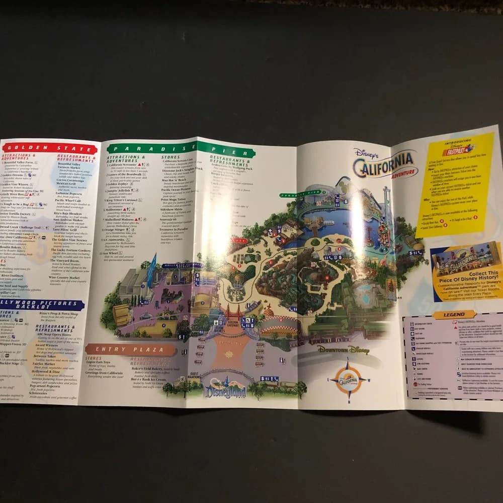 DISNEY'S CALIFORNIA ADVENTURE Brochure Souvenir Map and Guide | Preview Days  - Image 4
