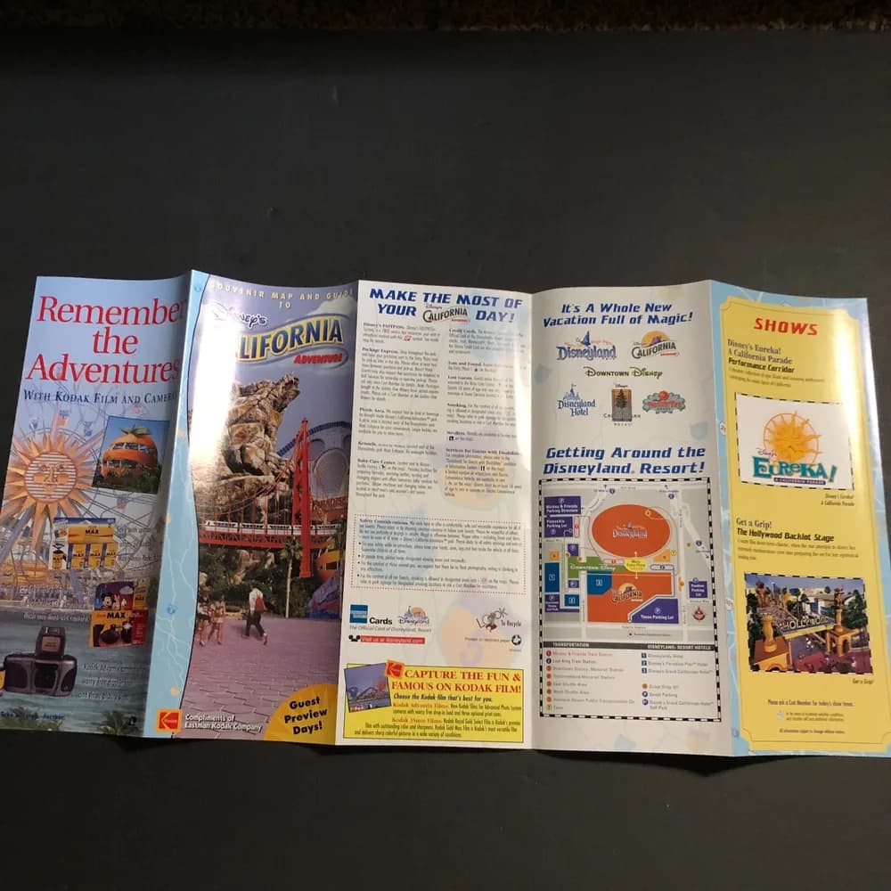 DISNEY'S CALIFORNIA ADVENTURE Brochure Souvenir Map and Guide | Preview Days  - Image 6