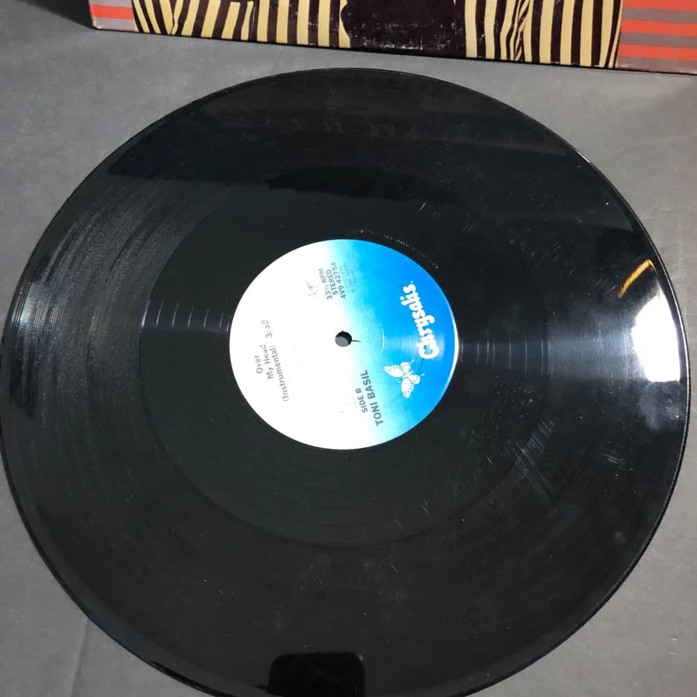 Toni Basil - Over my head 12" (Special Extended Remix) Chrysalis 4V9 42754. - Image 7