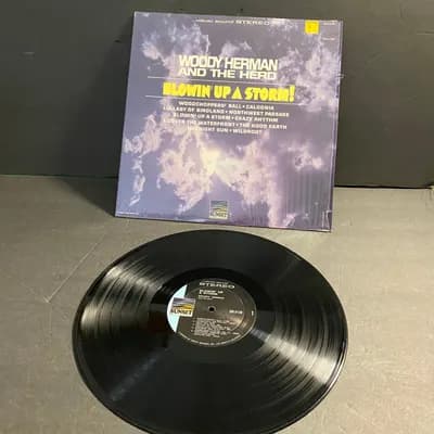 WOODY HERMAN & THE HERD / BLOWIN' UP A STORM (LP, 1966) SUNSET RECORDS #SUS-5139