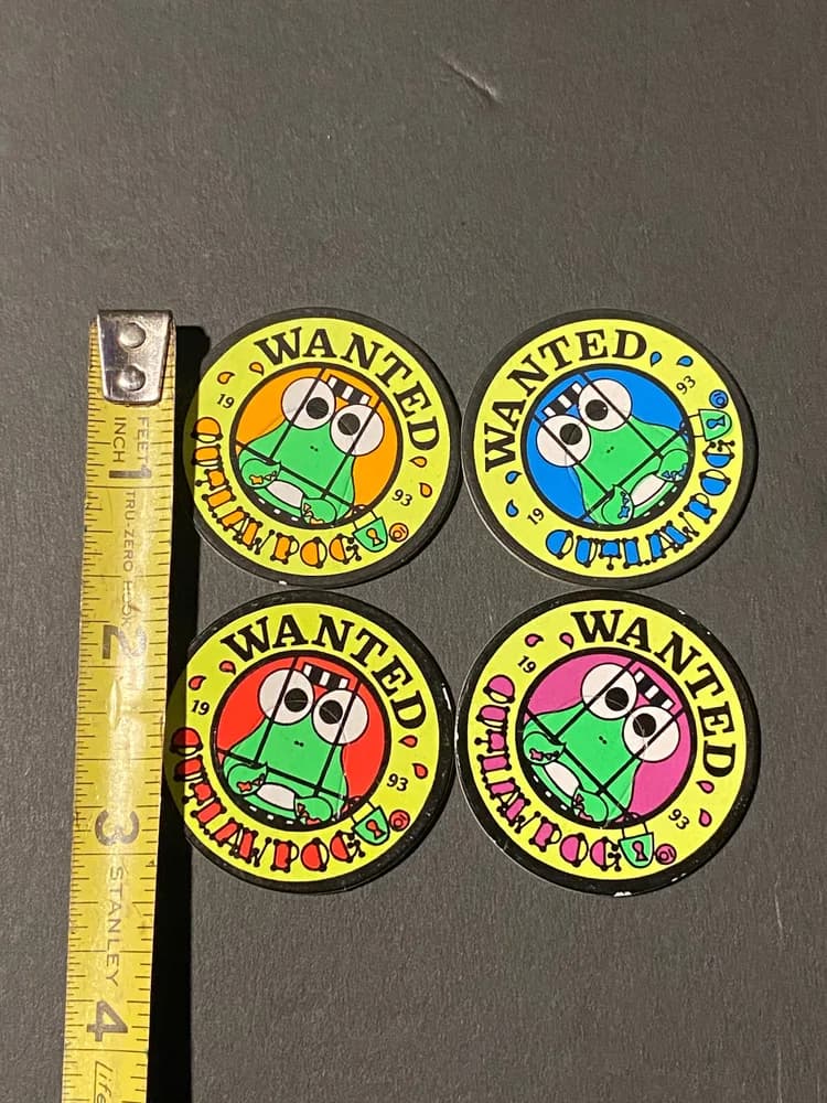 Lot of 4 Vintage 1993 Wanted Outlaw Pogs Milk Caps, Neon Yellow Rare Collectible - Image 3