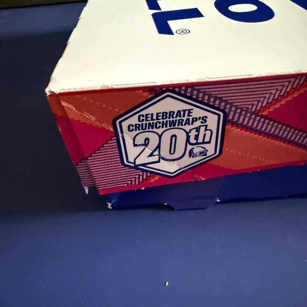 Taco Bell Box 2025 Decades Y2K Take Out Retro Bell Logo Fast Food Collectors - Image 4
