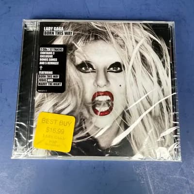 New Sealed ! Lady Gaga - Born This Way (2 CD Set, 22 Tracks)