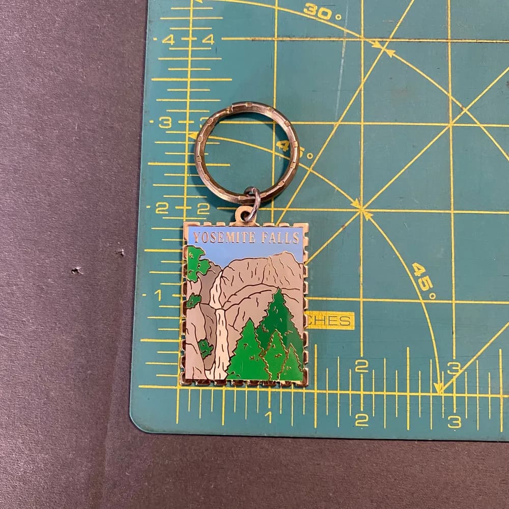 Vintage 90s YOSEMITE FALLS Keychain Tourist Travel CALIFORNIA National Park