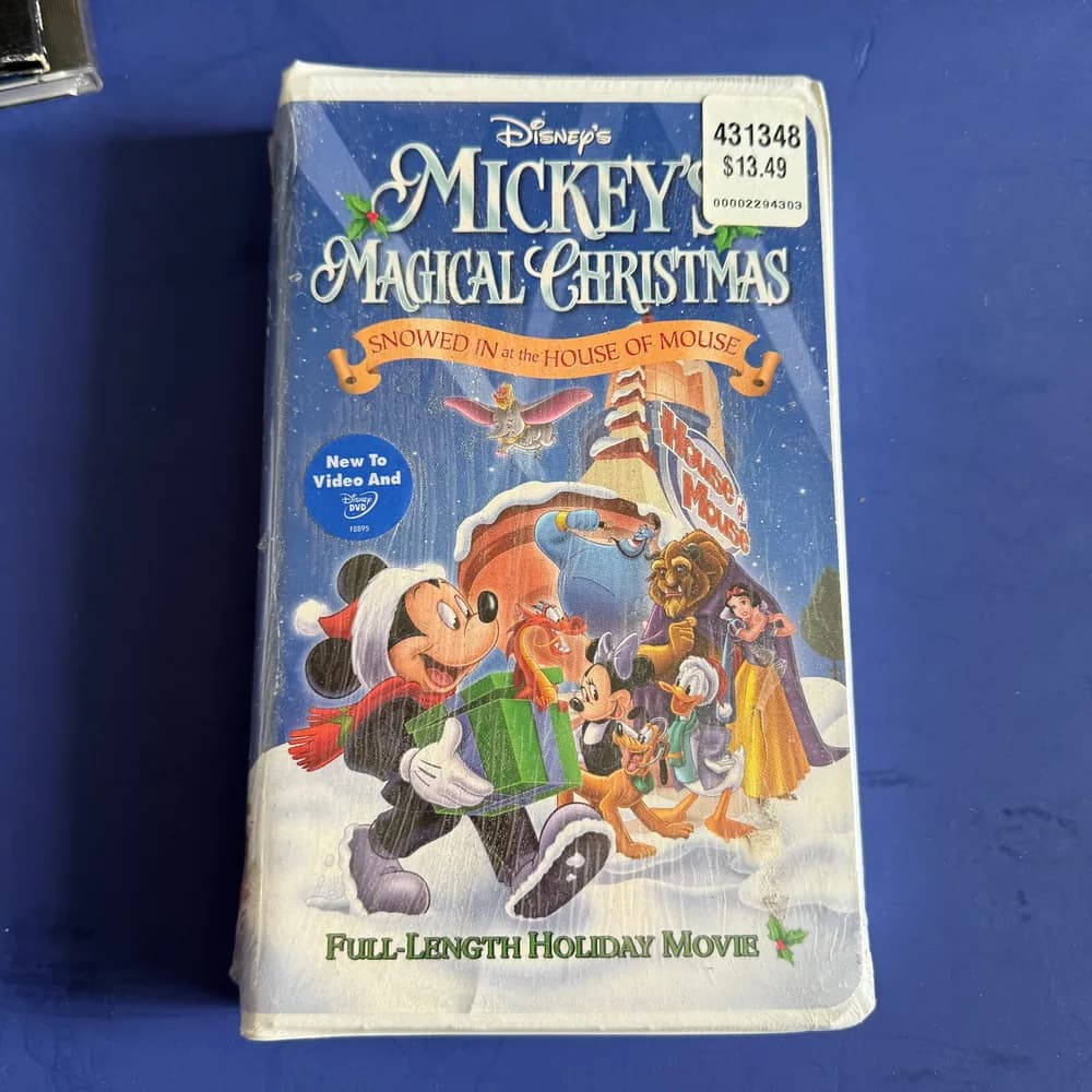 SEALED Mickey’s Magical Christmas Snowed In at the House of Mouse VHS NEW